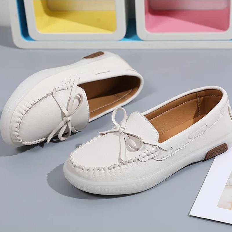 Mocassim Feminino com Laço Decorativo