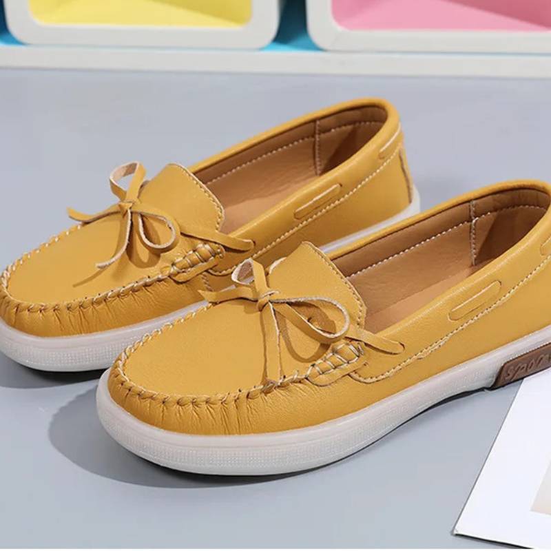 Mocassim Feminino com Laço Decorativo